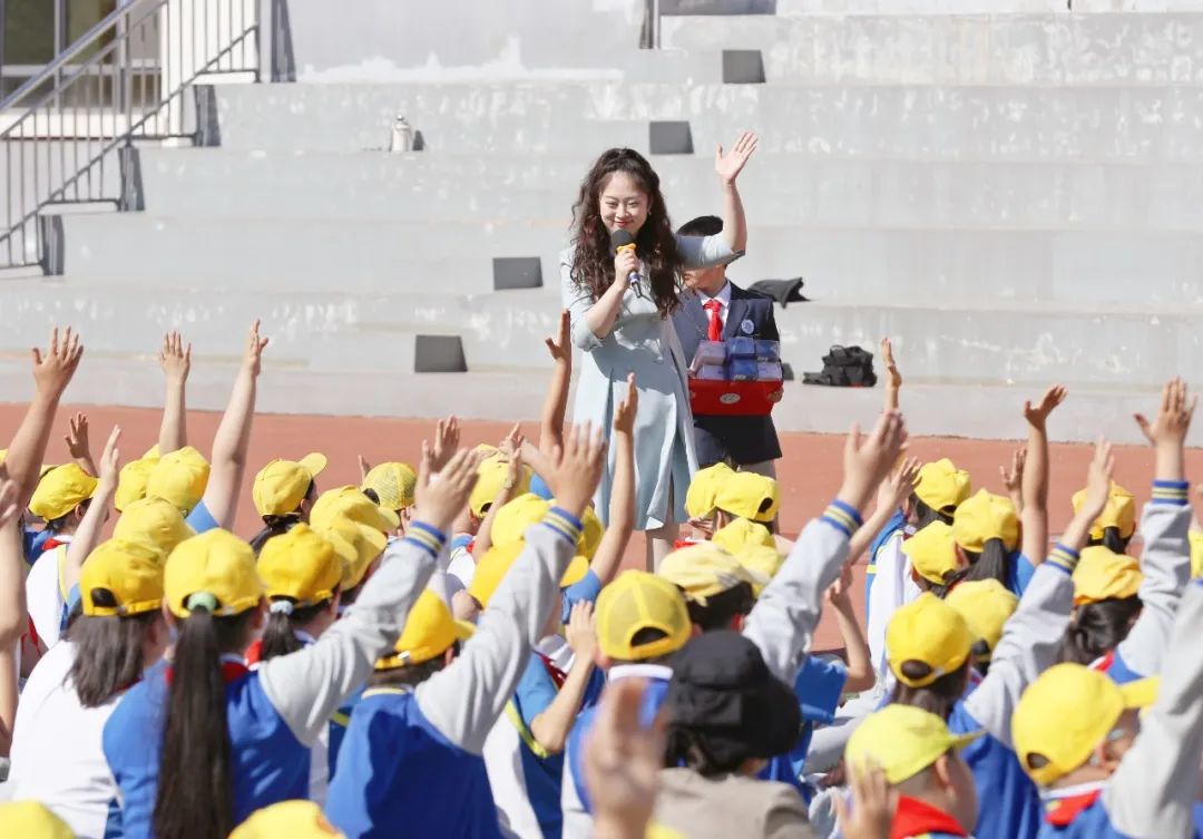 济南南郊医院携手多方力量,为校园安全筑起"生命防线"!